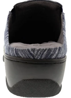 Softwalk Women's Narrow Width Slip On Clogs